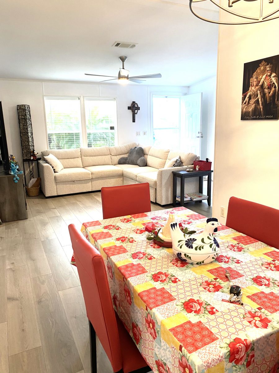 1318 Ocean Circle