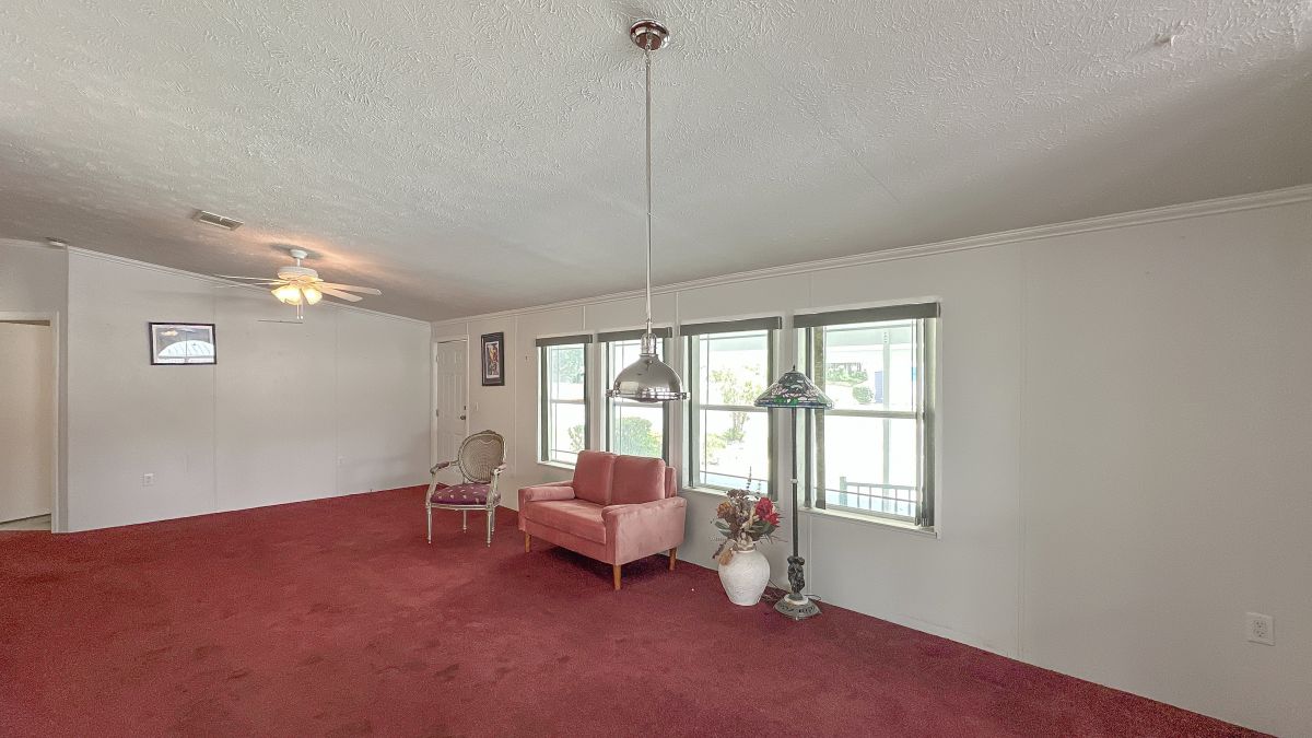 220 Maple Dr