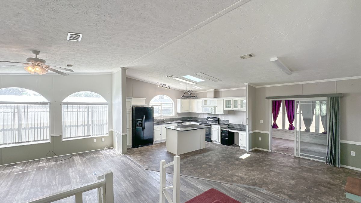220 Maple Dr
