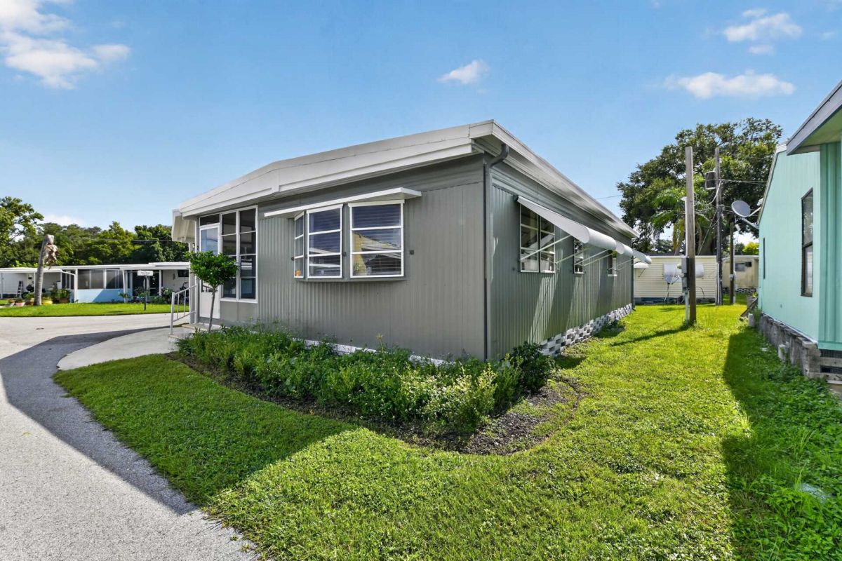 7403 46TH Ave. N. Lot 255