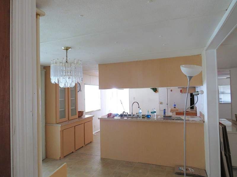 651 Holly Hill Dr.