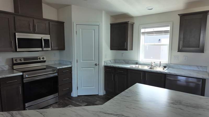 2410 Lancaster Dr. SE, #1004