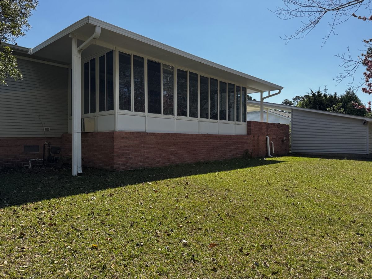 4372 Ontario Drive