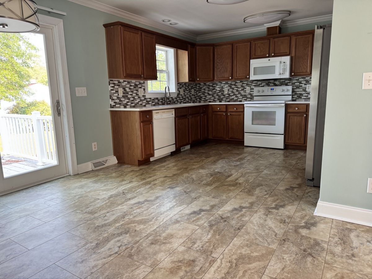 4466 Manitook Drive
