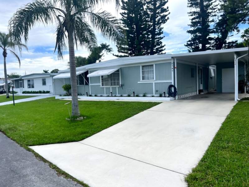 4144 Royal Manor Blvd, #12