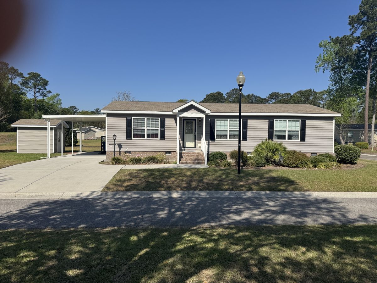 119 Southern Palms Boulevard