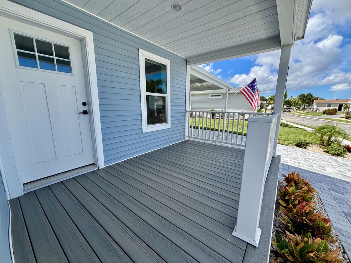 2731 PIER DR