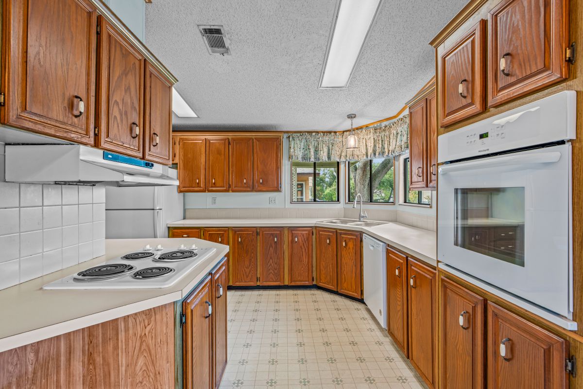 1361 Costa Del Sol Dr.