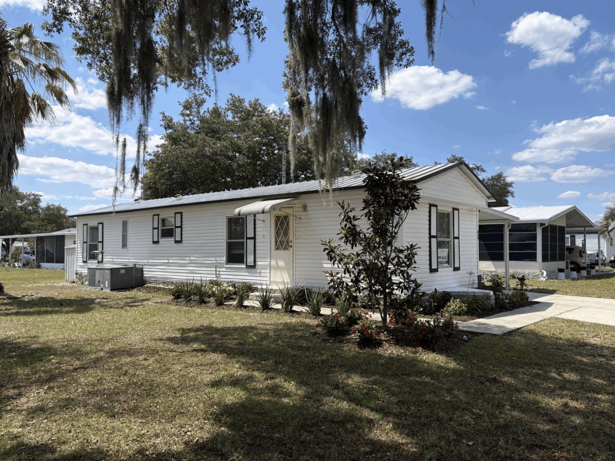 454 Carnation Drive