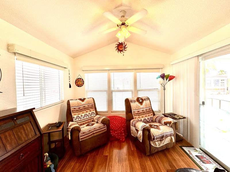 10442 N Frontage Rd #425