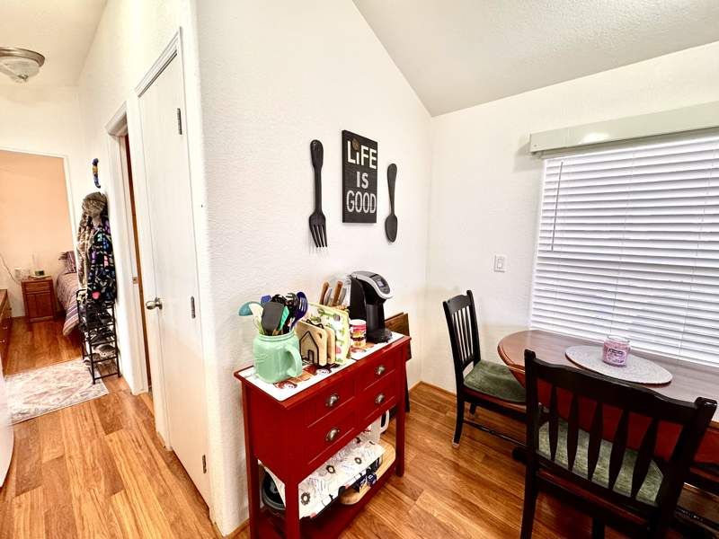 10442 N Frontage Rd #425
