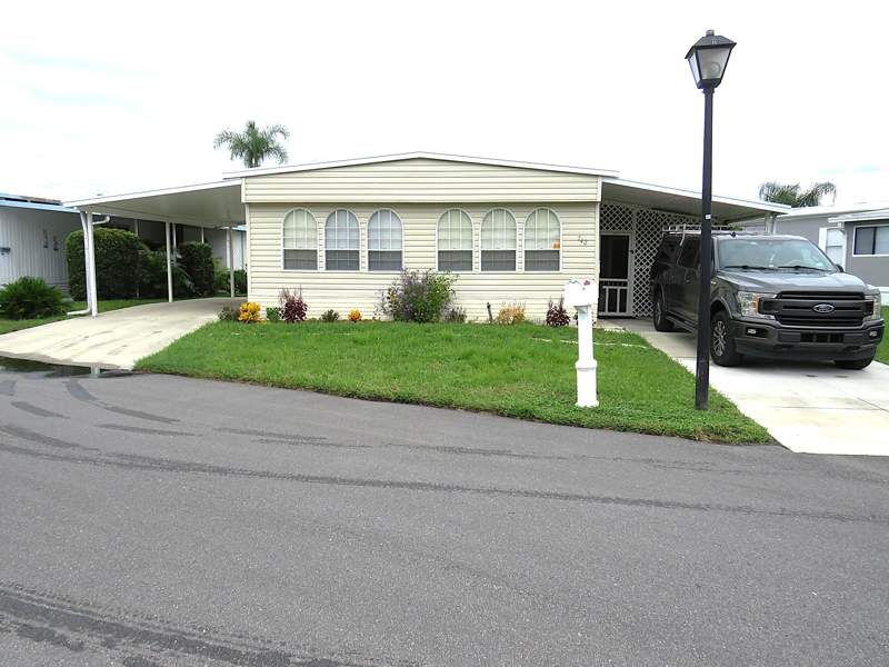 742 Dogwood Dr.