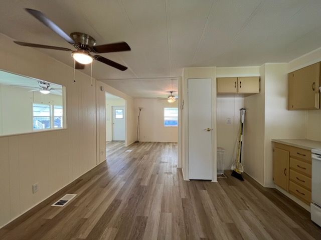 1090 Mango Dr.