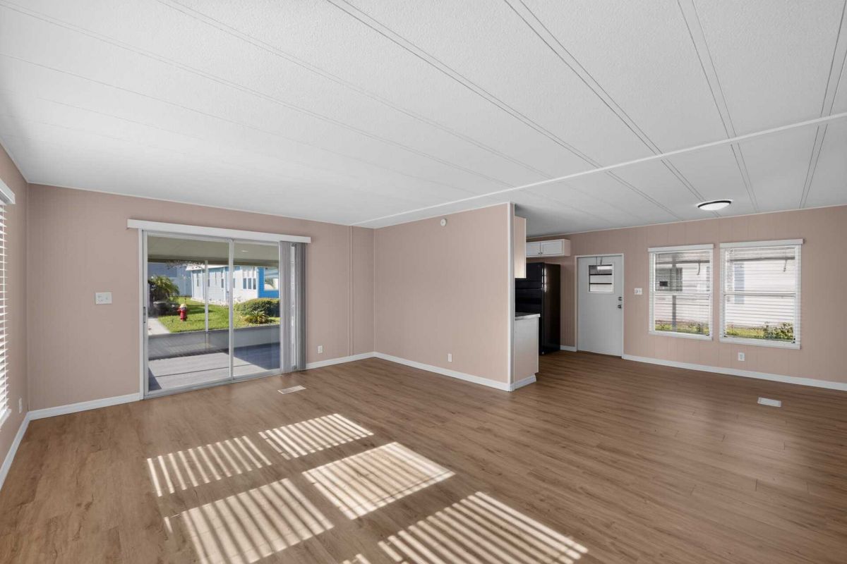 7100 Ulmerton Rd - Lot 382