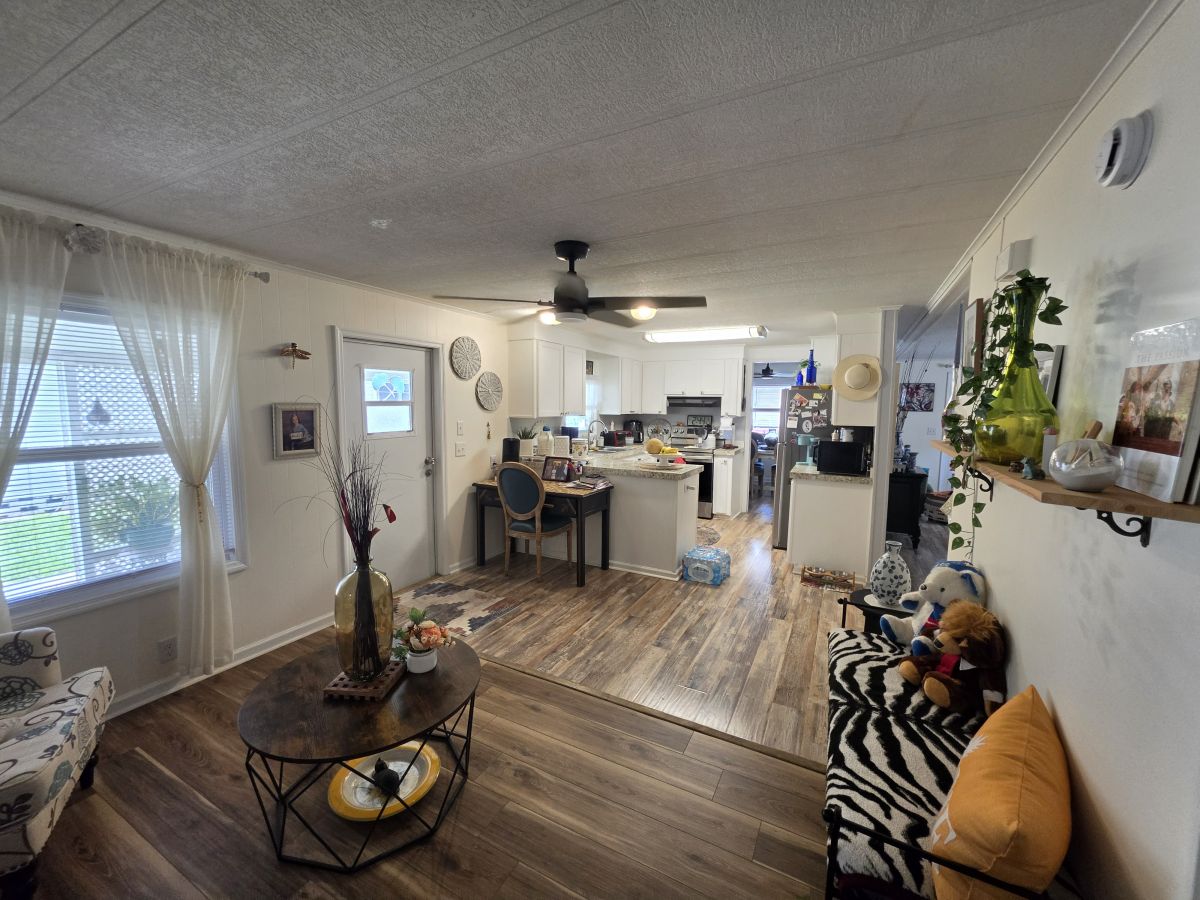 14415 Siren Lane
