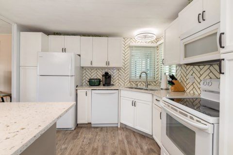 29200 S. Jones Loop Road #374