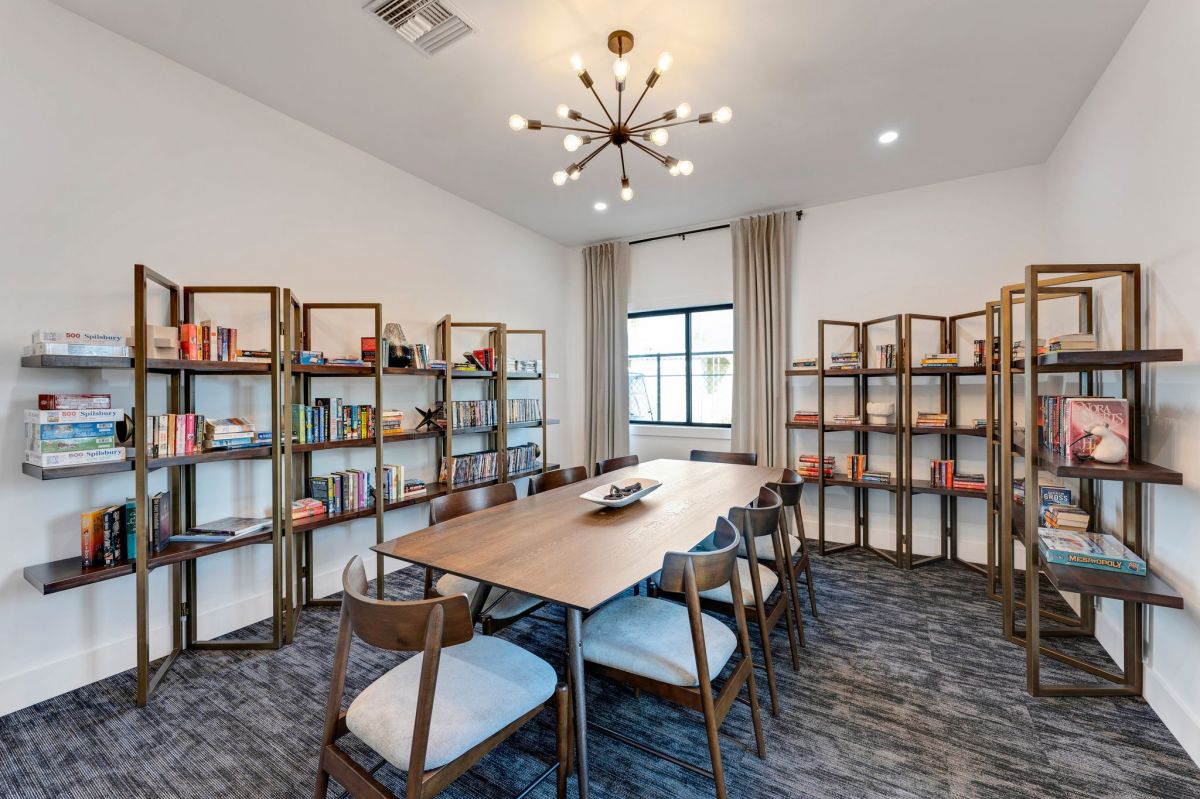 2601 East Allred Ave #1