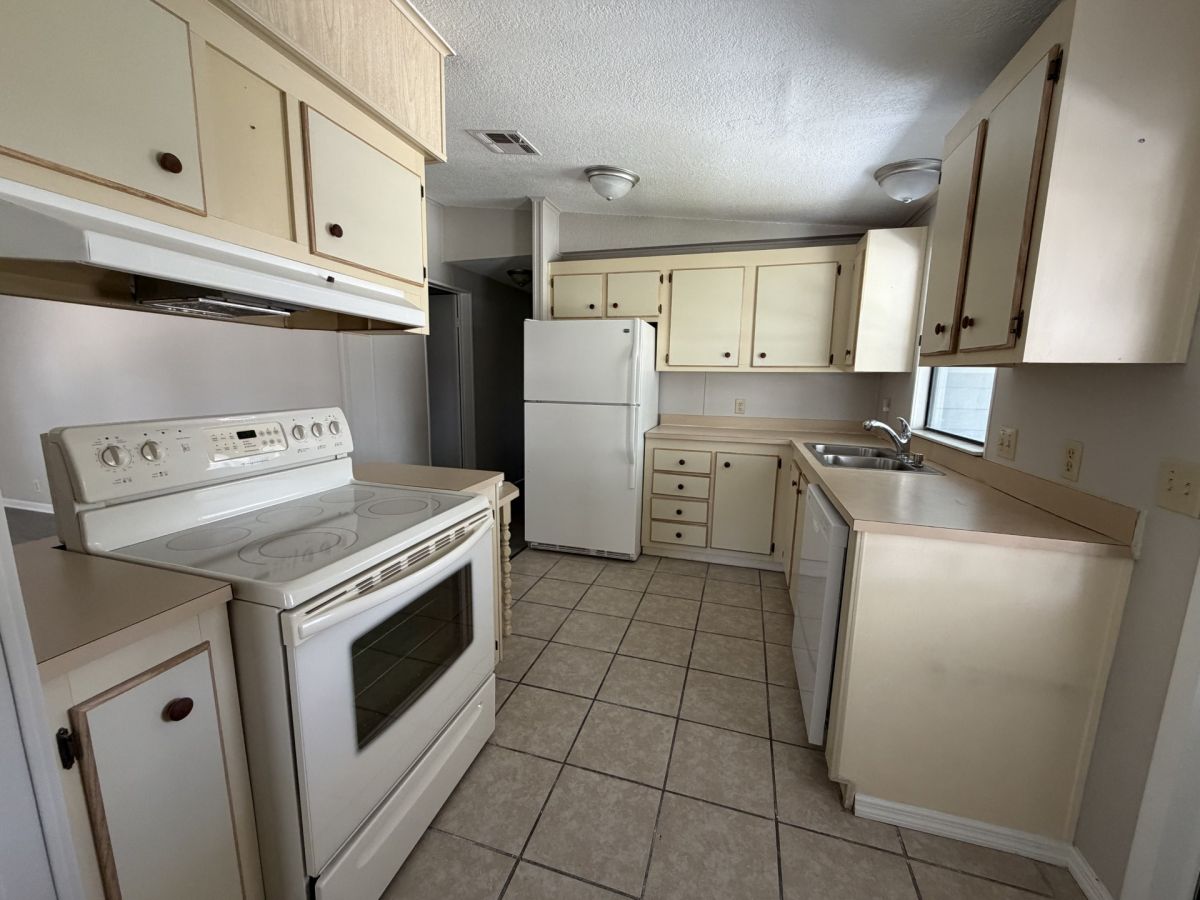 91 CYPRESS LOOP