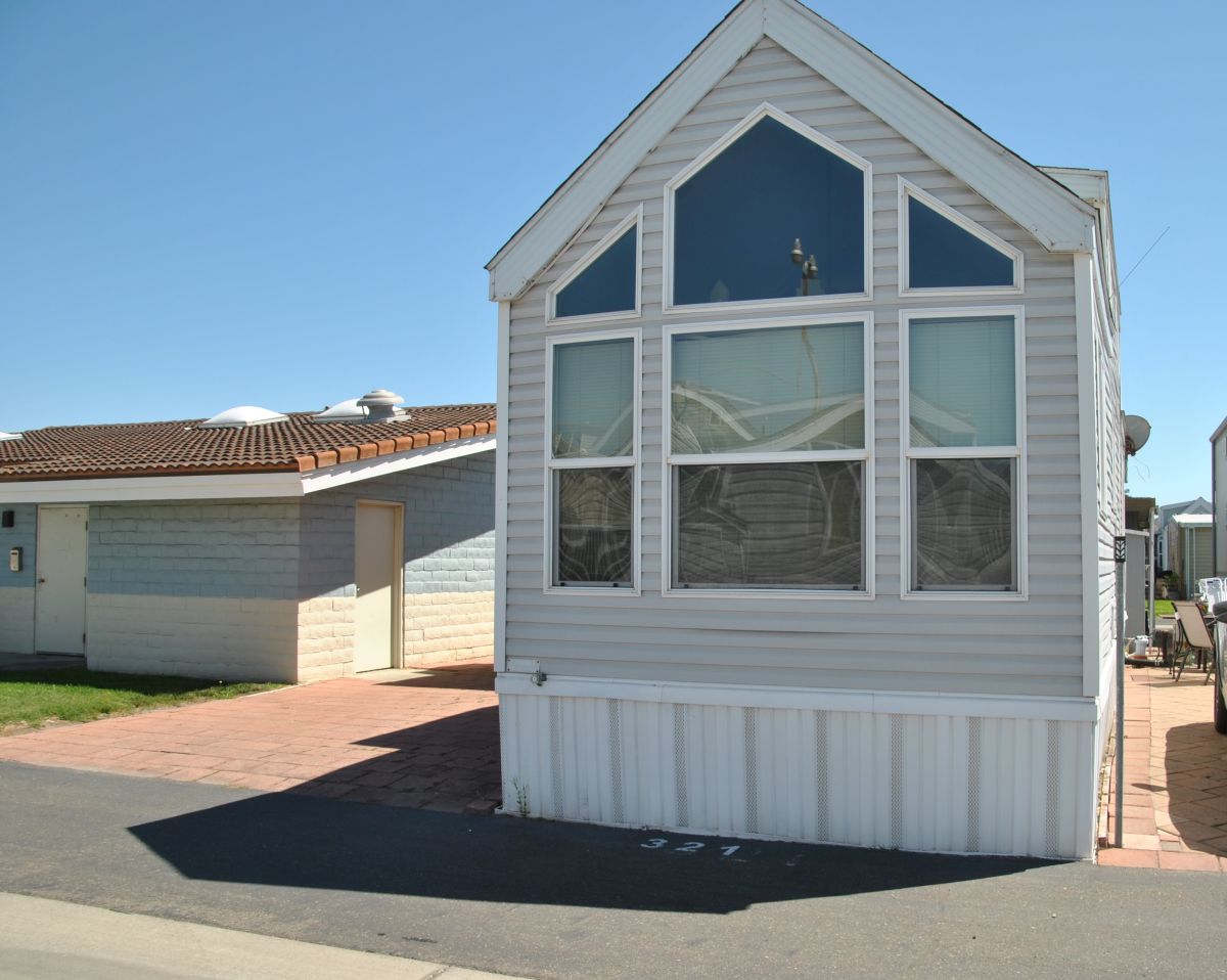 200 S. Dolliver St, Site 321