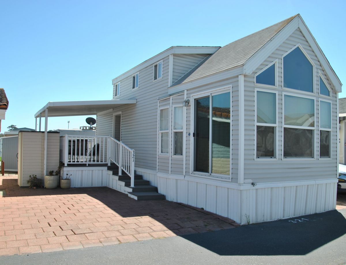 200 S. Dolliver St, Site 321
