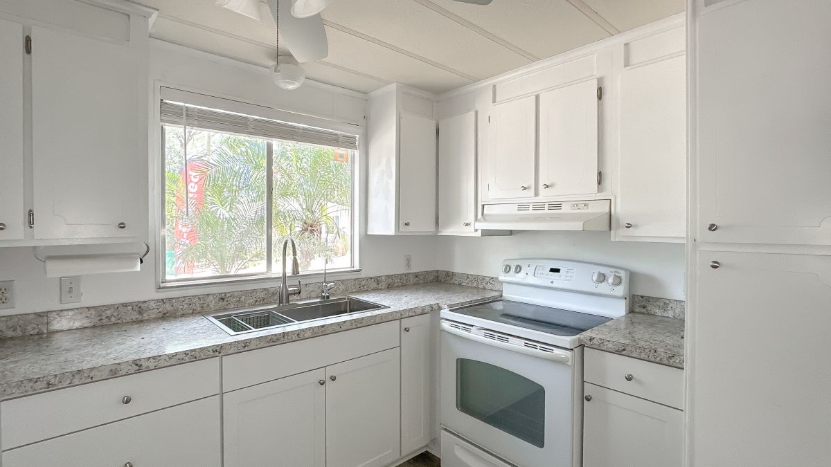 104 Magnolia Dr