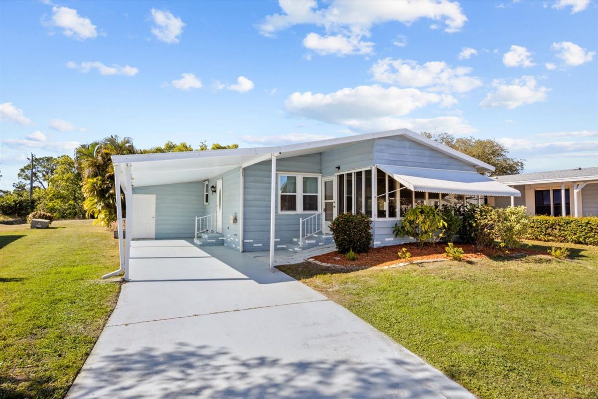 2969 Fiddlewood Circle