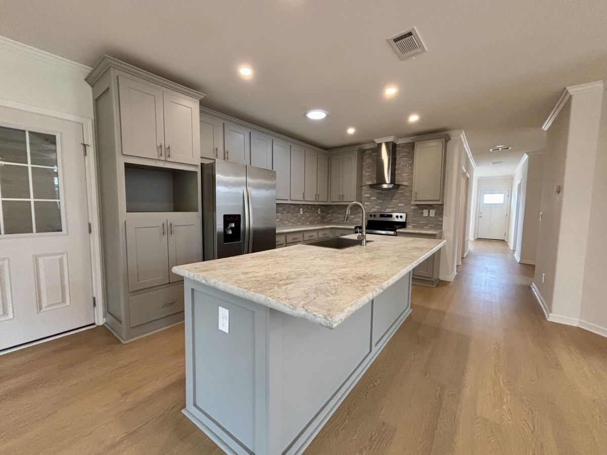 2739 PIER DR