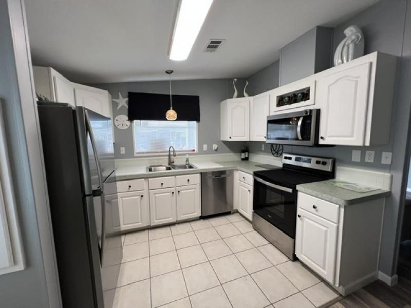 288 Gardenia Lane