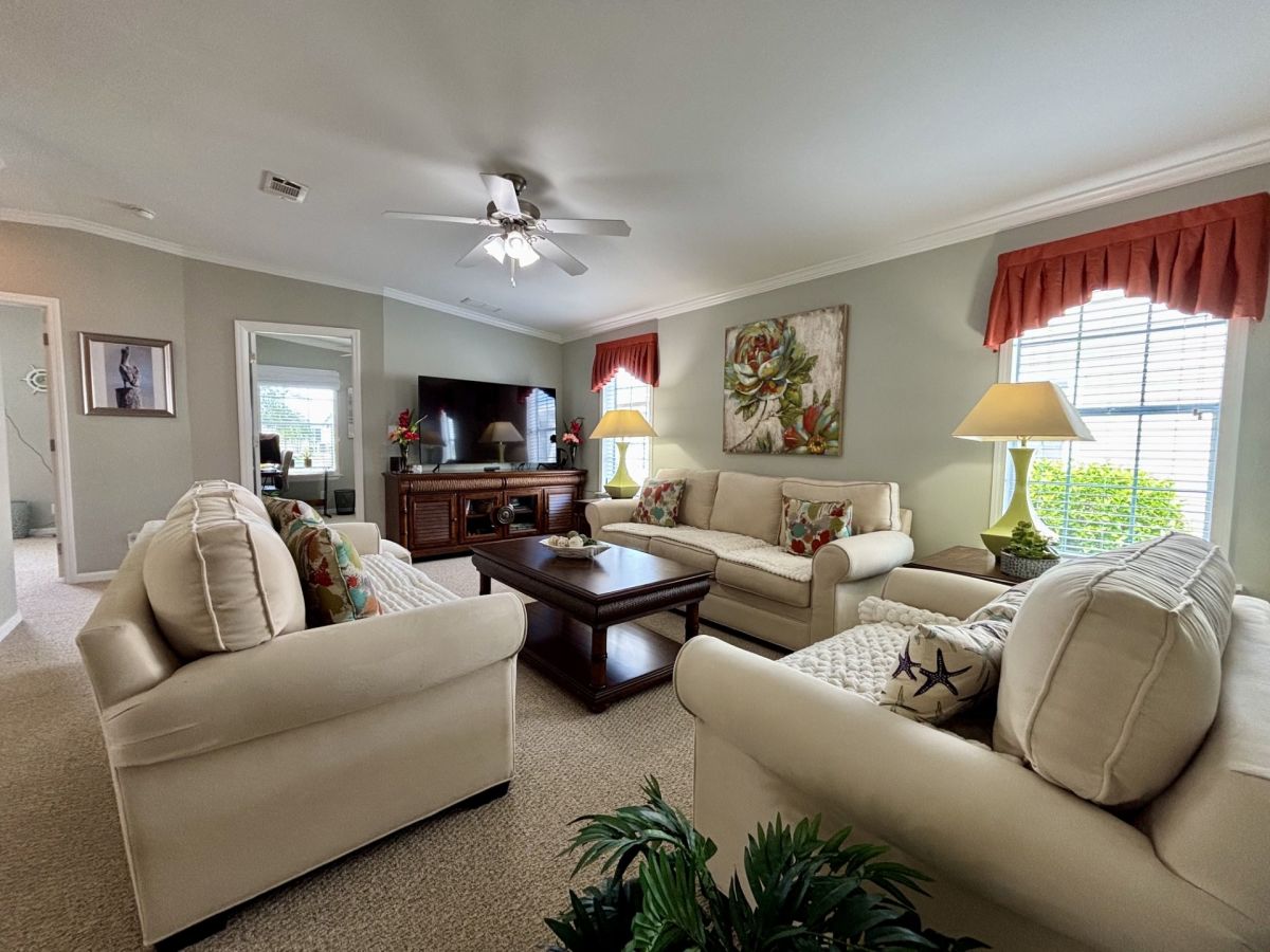 3938 MANATEE CLUB DRIVE