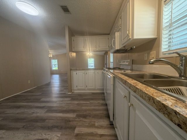 1650 Kale Cove