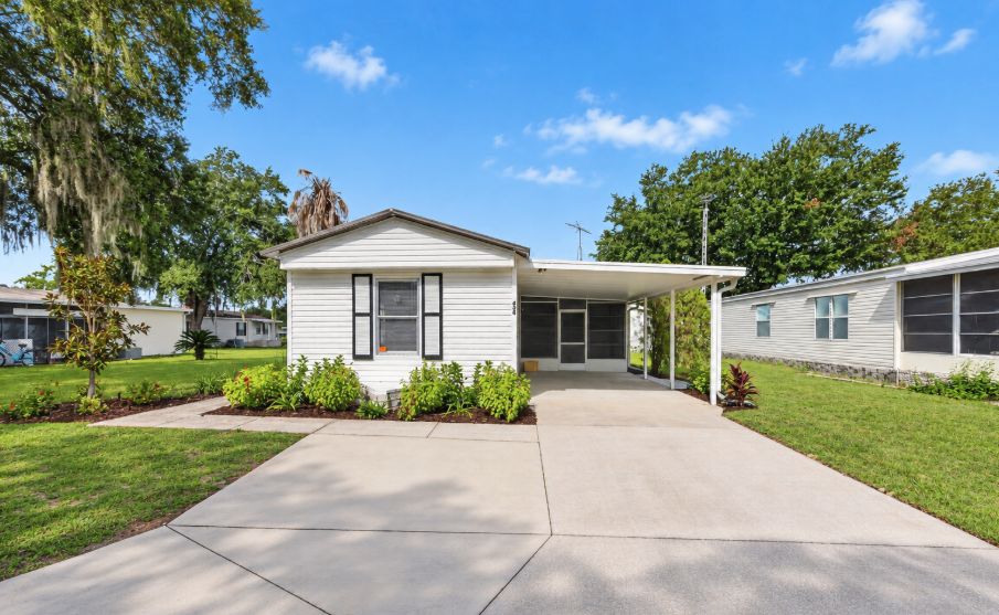 454 Carnation Drive