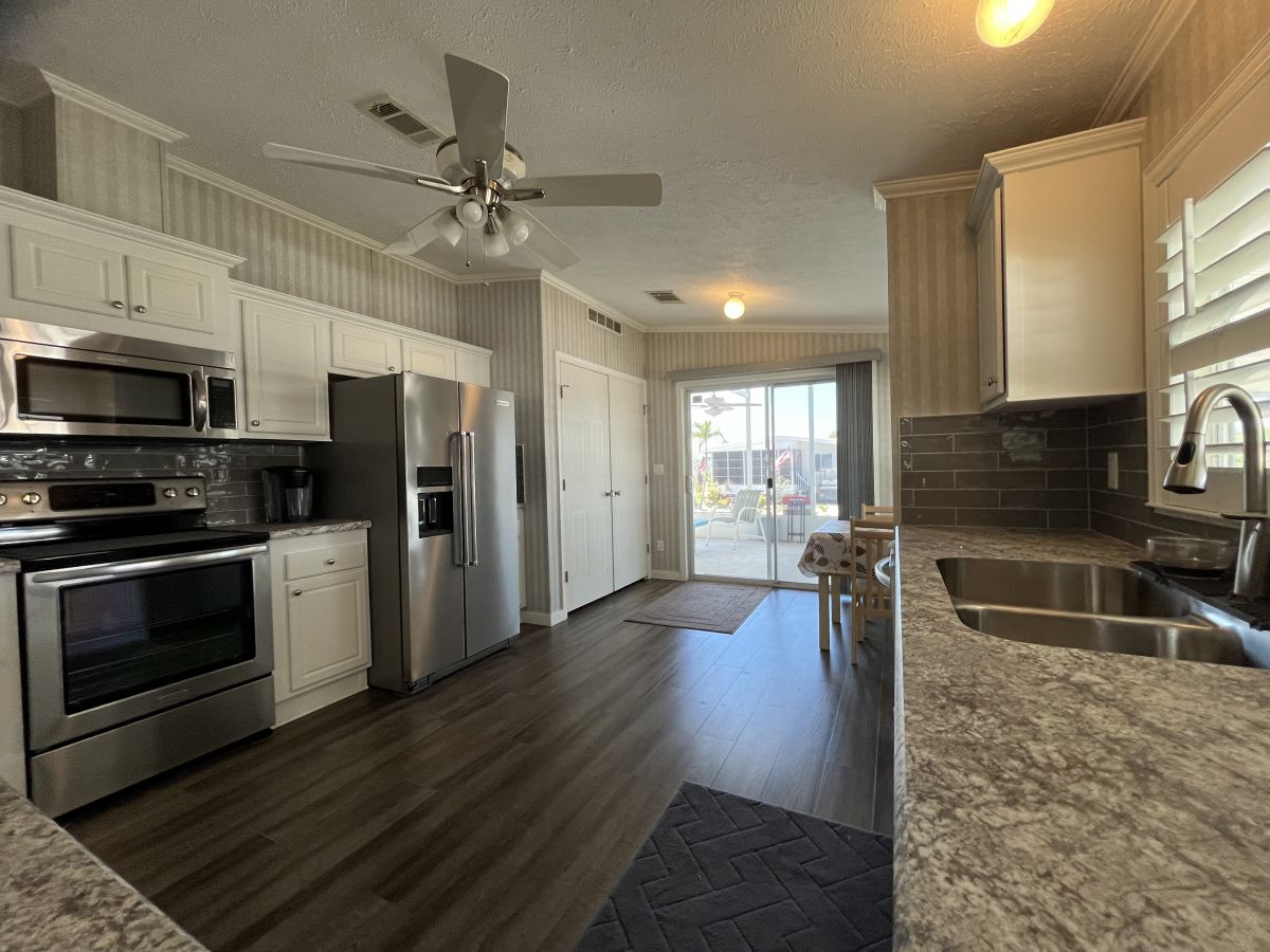 105 ENCORE DR.