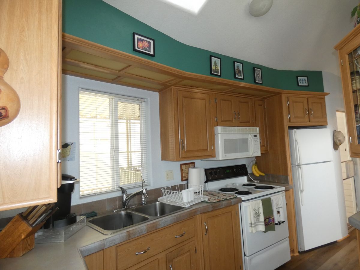 1110 North Henness Road, Site 194