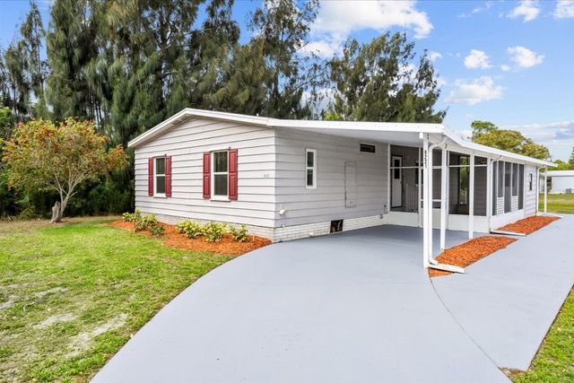 8221 Cinnamon Court
