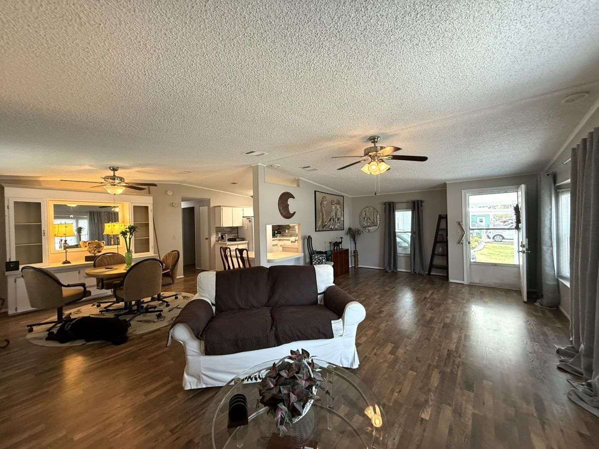 5610 Sw 57th St.