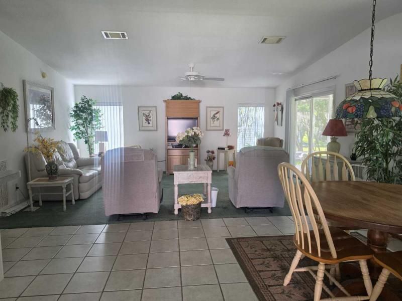 9 Claremont Dr.