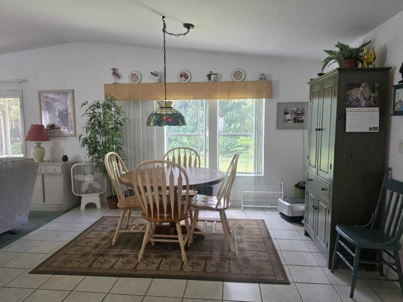 9 Claremont Dr.