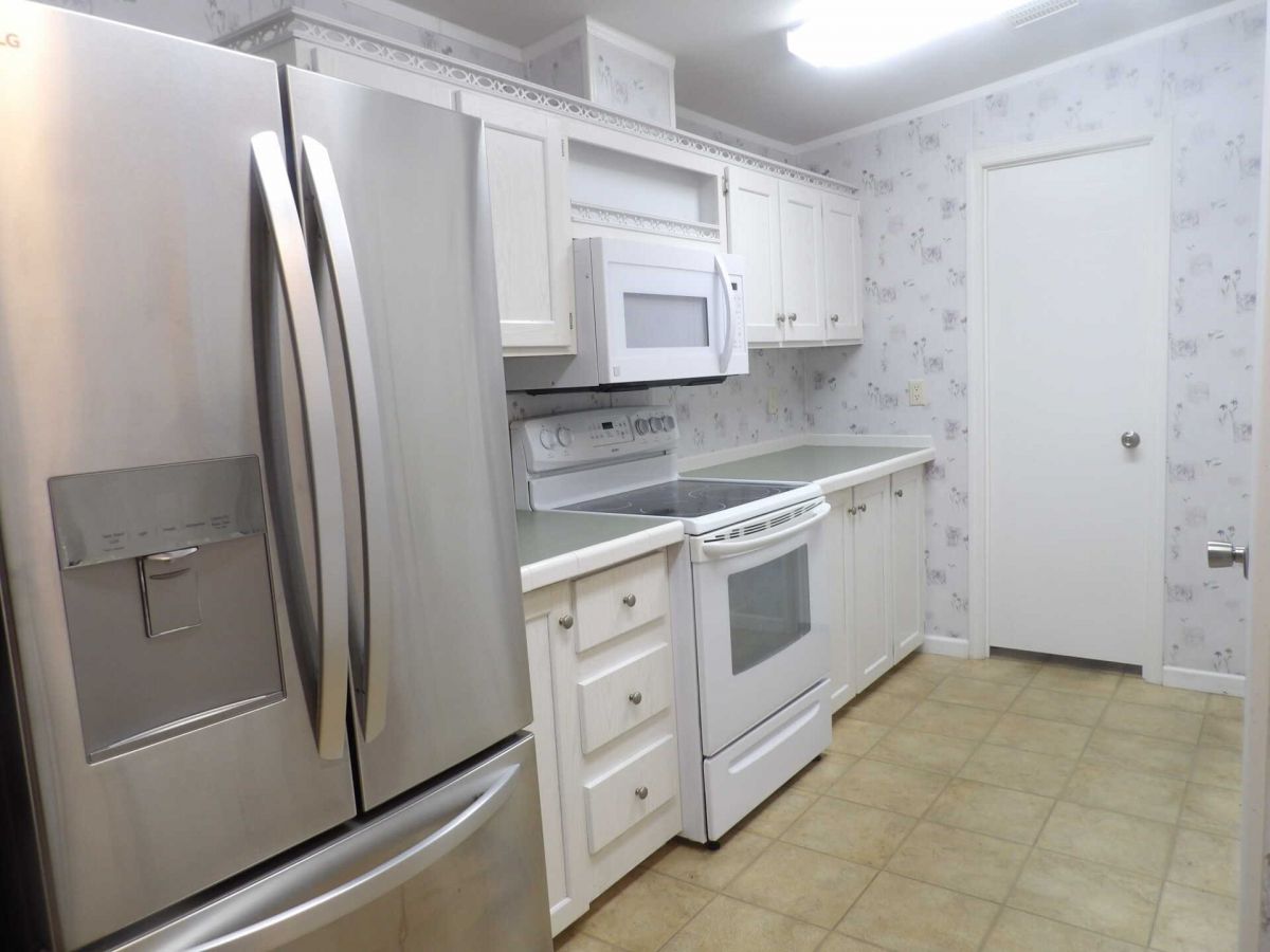 2692 NE Hwy 70, #541