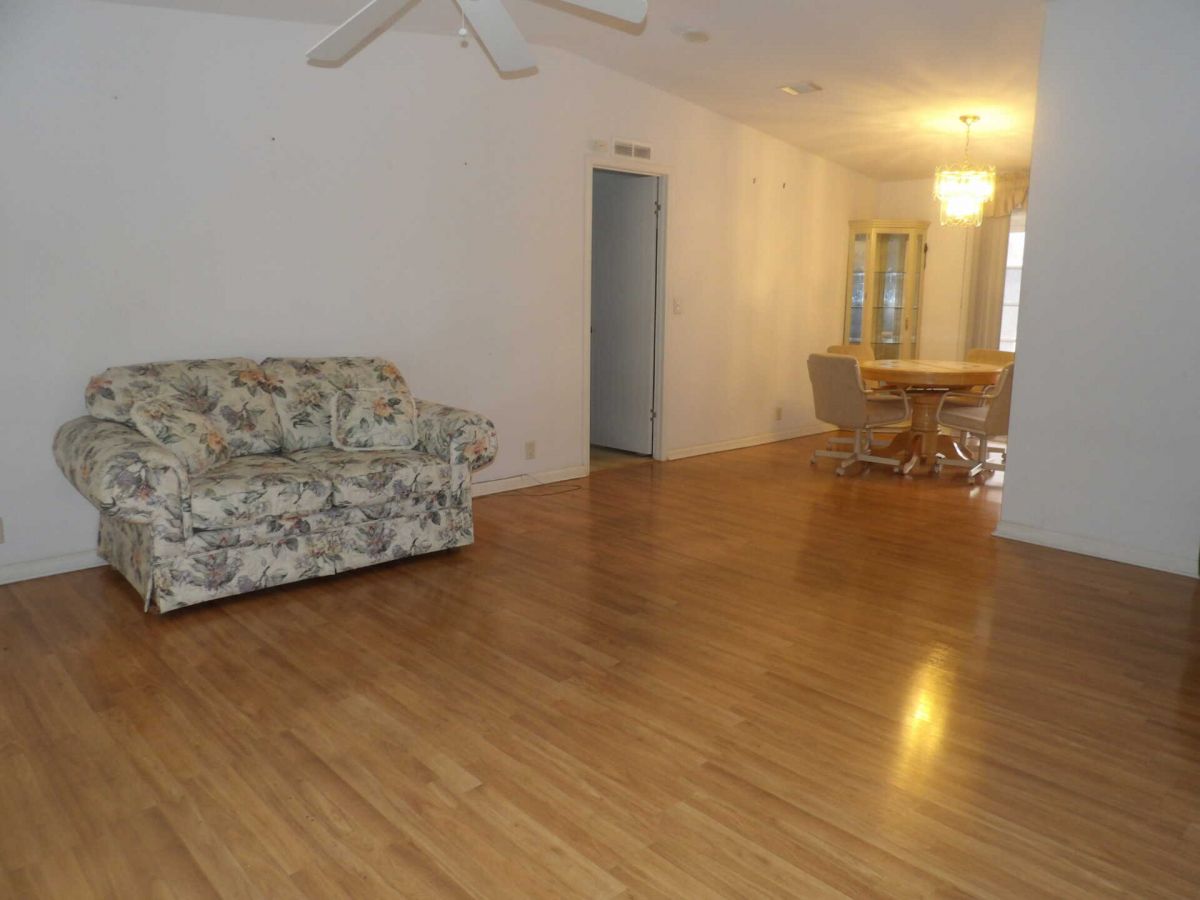 2692 NE Hwy 70, #541