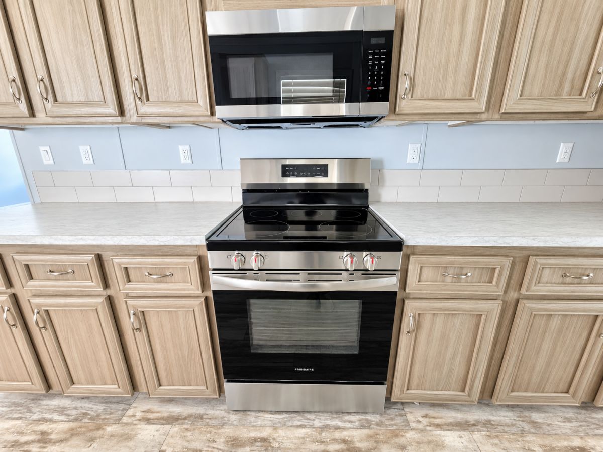 3000 US HWY 17/92 W, LOT #0128