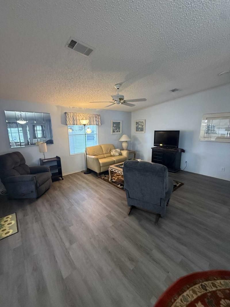 5601 Duncan Road