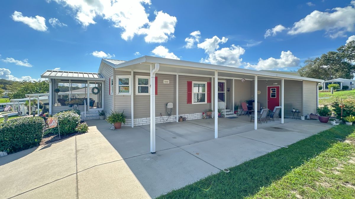 214 Bradley Ln