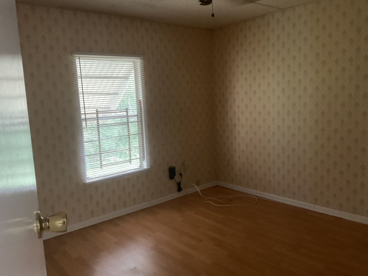 15607 LAKESHORE VILLA LOOP