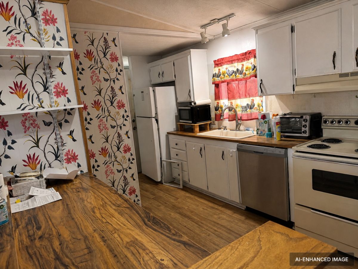 11101 E UNIVERSITY DR, LOT #132