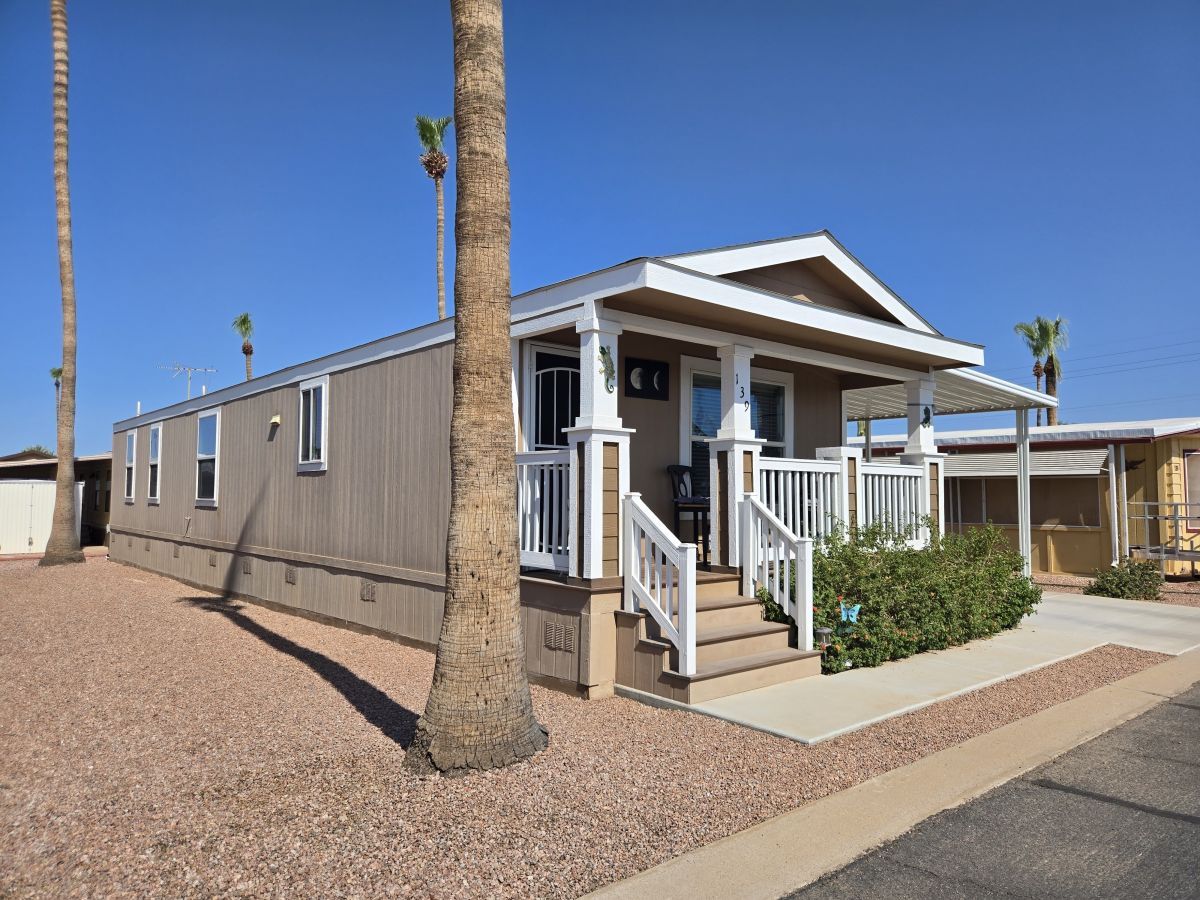11101 E UNIVERSITY DR, LOT #139