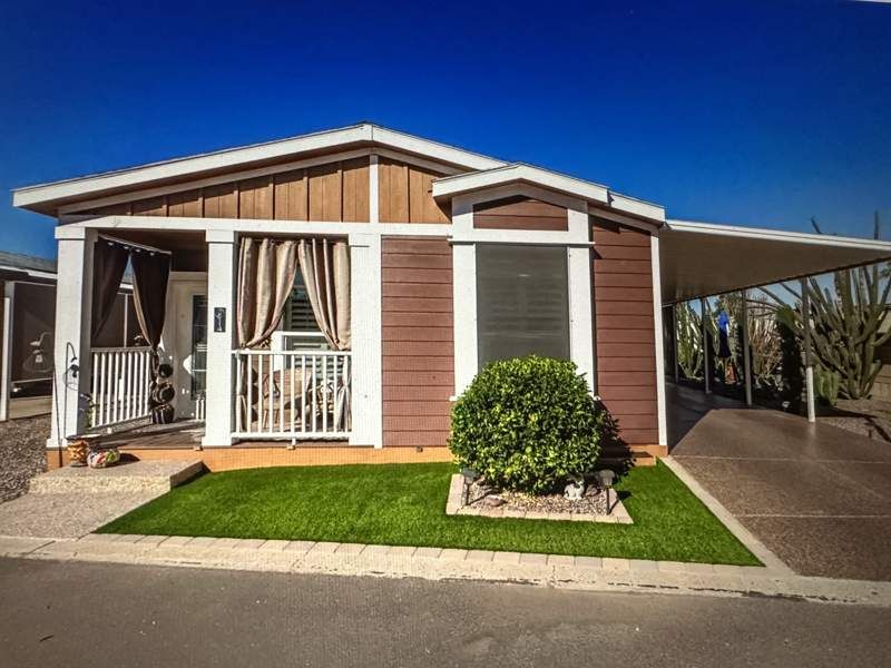 2727 E. University Drive, #114