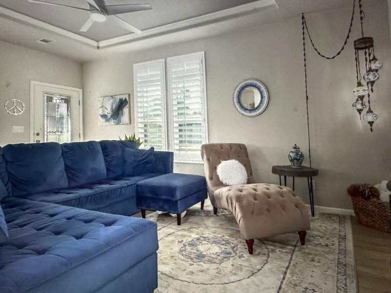 2727 E. University Drive, #114