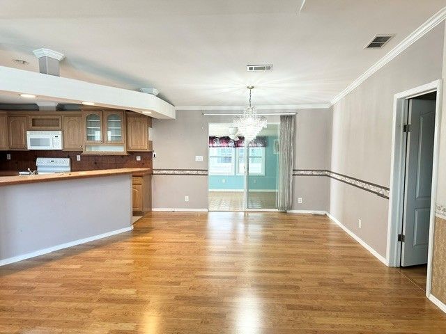 5200 28th Street North, #411