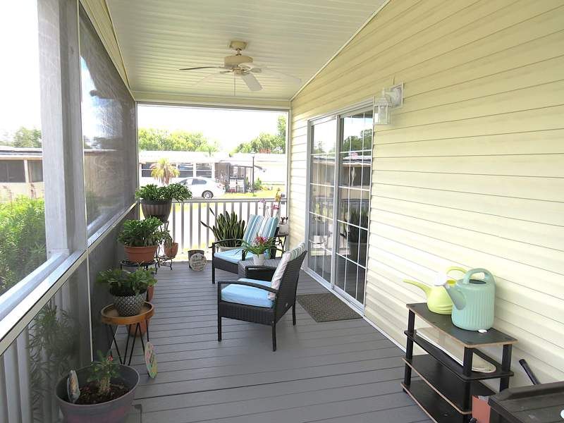 864 Spanish Moss Dr.