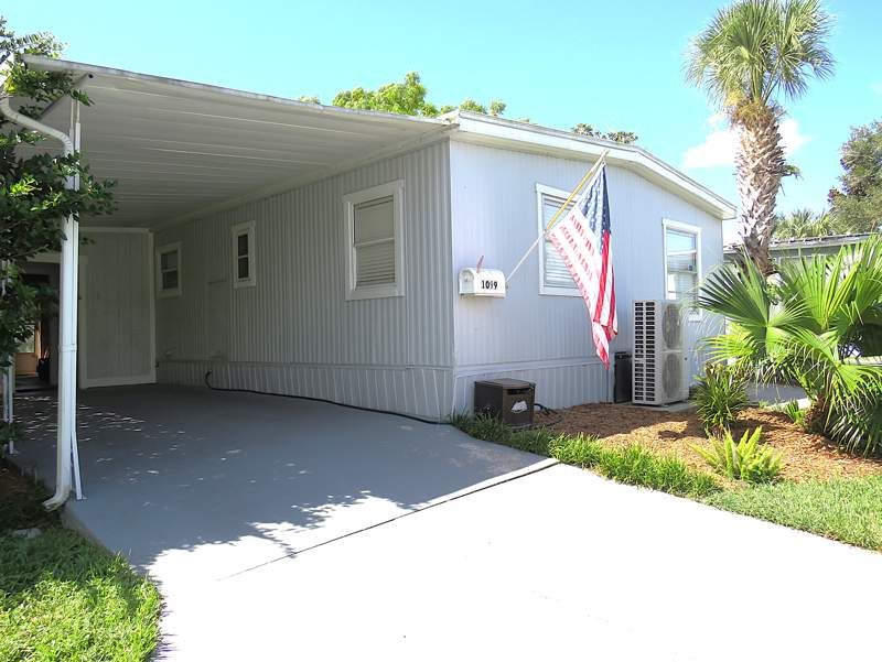 1099 Mango Dr.